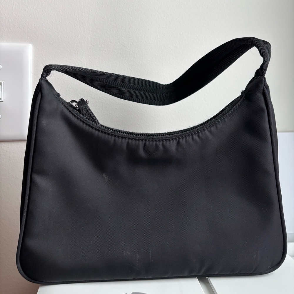 Prada Re-Edition 2000 - Picture 4 of 12